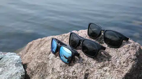 ゴメクサスから発売されたJ15サングラスはどなたでも似合うウェリントンスタイル! 2 05 9a2ad104 7d52 450e bd0b