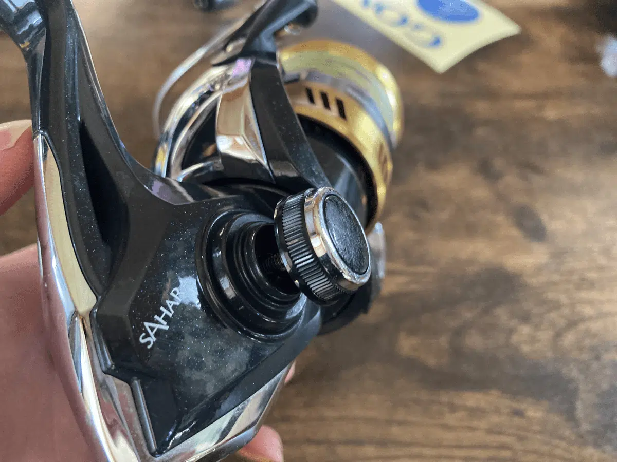 ゴメクサスの共回り式ハンドルはリールへのカスタム方法