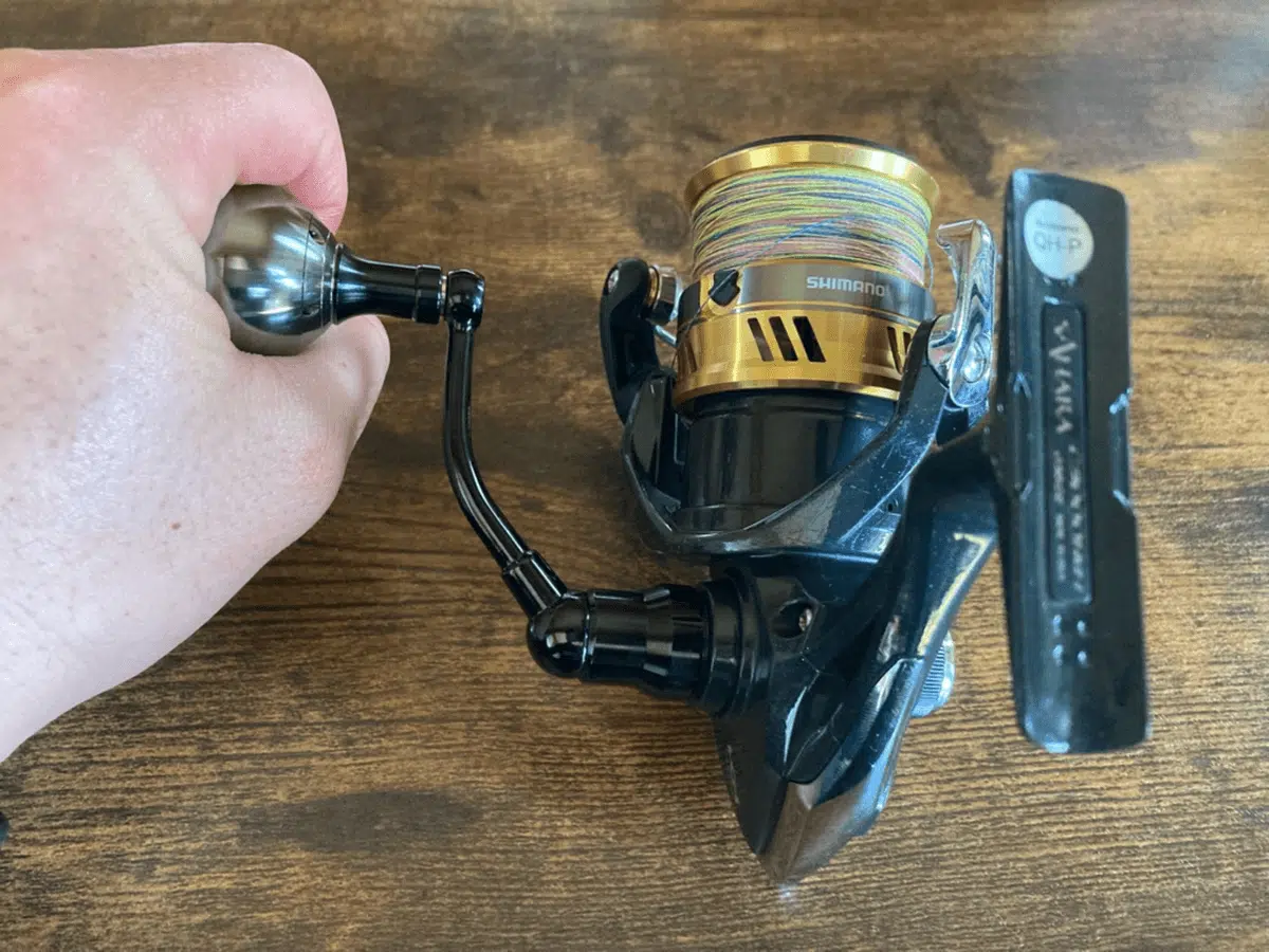 ゴメクサスの共回り式ハンドルはリールへのカスタム方法