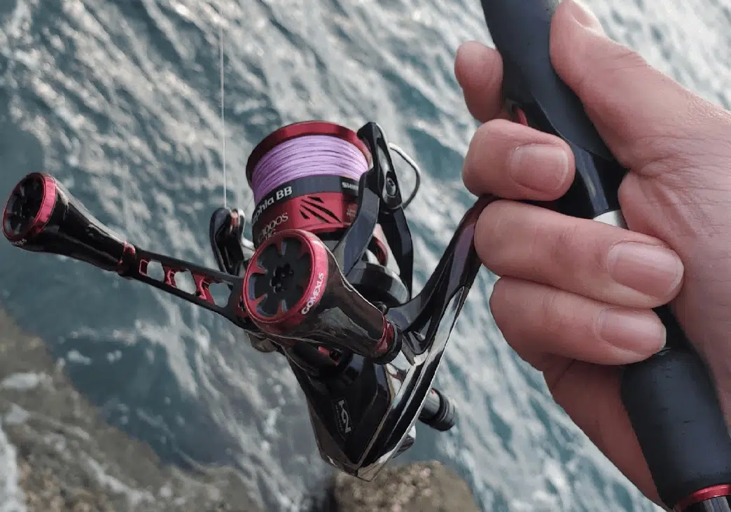 セフィアユーザー必見!18セフィアBBにダブルハンドルをカスタムした使用感 9 ゴメクサスセフィア専用ハンドルとリールスタンドに付きの重さ