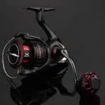 #カラー_ブラックレッド