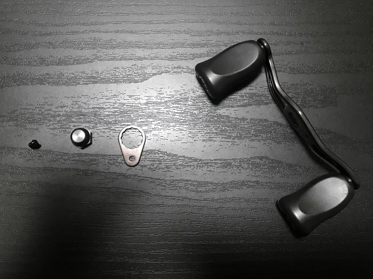 純正ハンドルパーツの取り外し