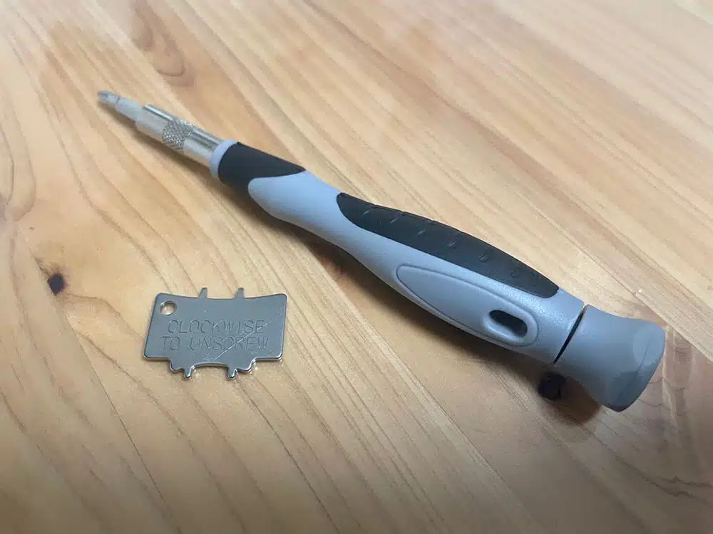 18スパルタンMX ICにゴメクサスのノブを取り付けてみた!インプレを紹介! 5 取付用の工具