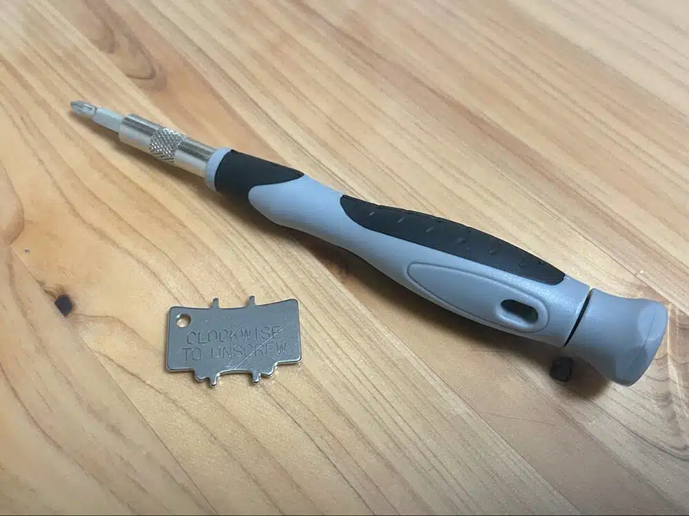 リールのハンドルノブをカスタム用道具