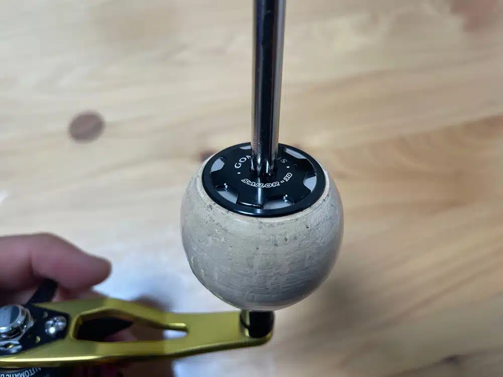 18スパルタン MX IC 200Hにゴメクサスのコルクノブを取付