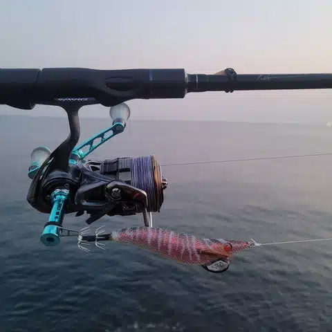 10月でもイカメタル出来る?イカメタルの仕掛けとオススメハンドル 2 em handle 02 8fdacc60 d782 4f6b a2ed