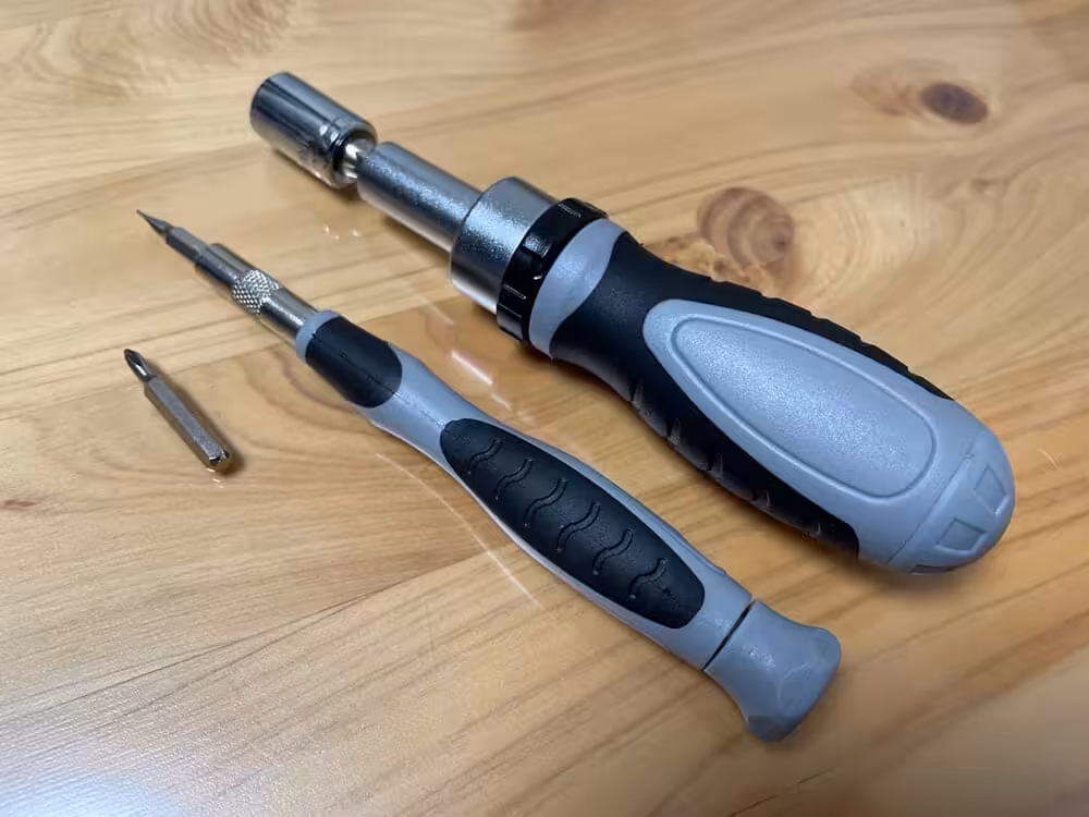 リールハンドル　交換用工具
