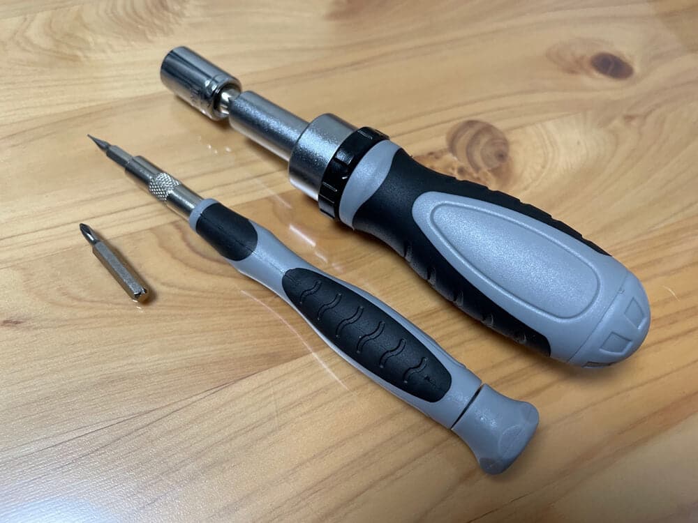 リールハンドル　交換用工具