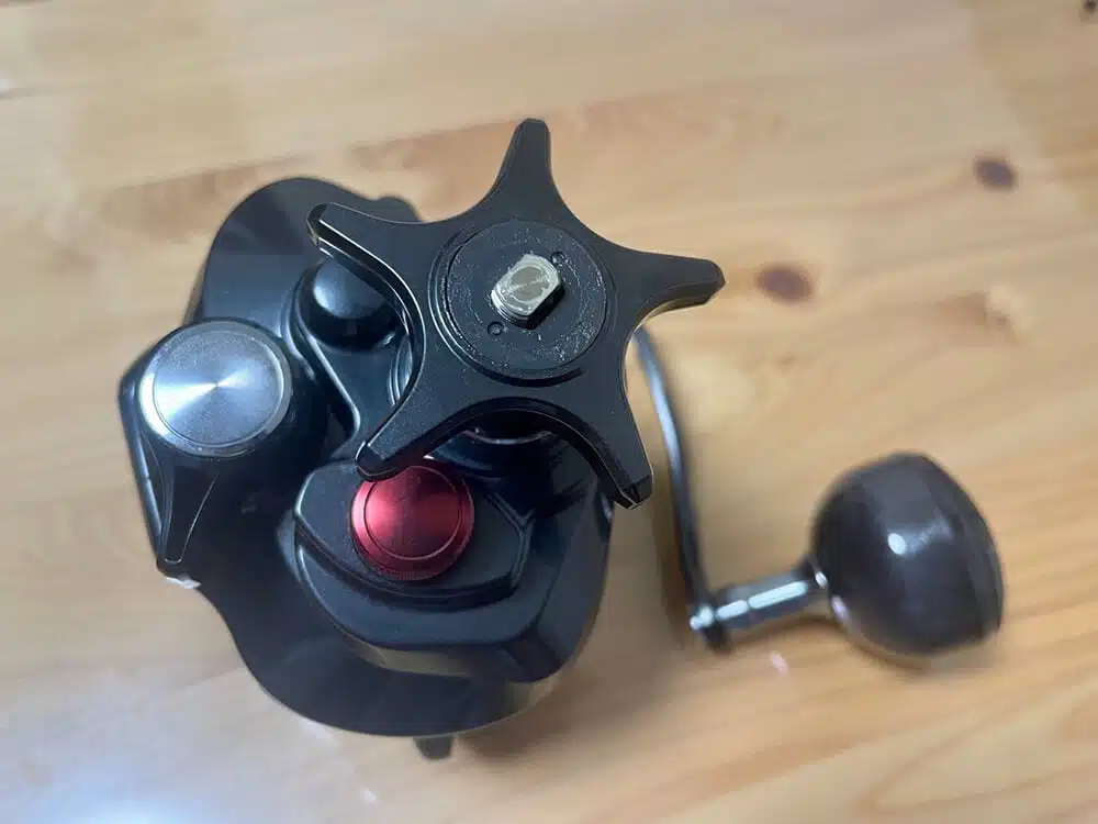 シマノのプレイズ600にカーボンハンドルを取り付けてみた!使用感はいかに? 9 19プレイズ600の純正のハンドルが取れた