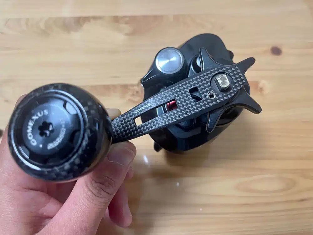 シマノのプレイズ600にカーボンハンドルを取り付けてみた!使用感はいかに? 10 19プレイズ600にゴメクサスのLC-FA38を取付