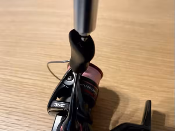 バンフォードの純正のノブを外す