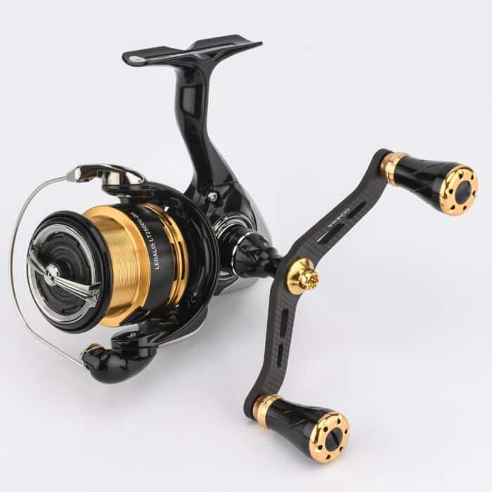 ダイワ　23レガリスLT2500S-XH ゴメクサスカスタム ダイワ 23レガリスLT2500S-XH ゴメクサスカスタム ゴメクサス】23