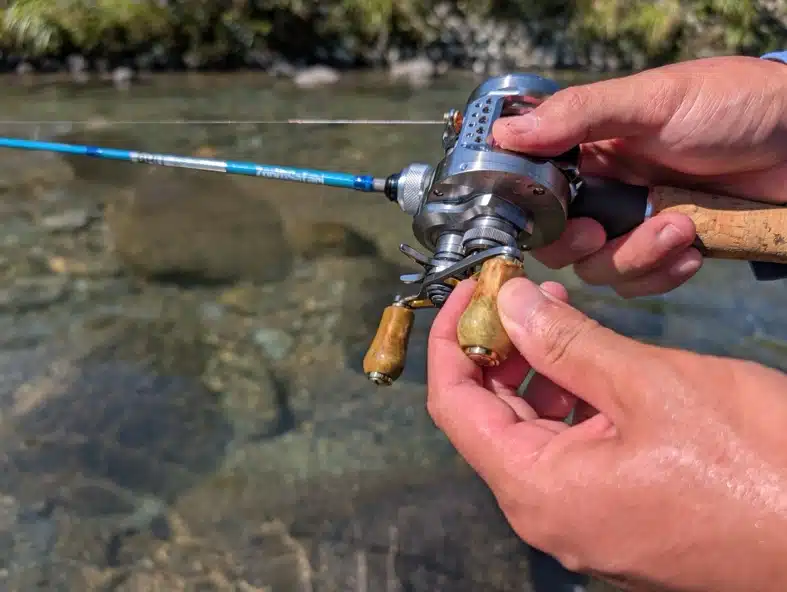 ウッドノブ　渓流釣り　タックル
