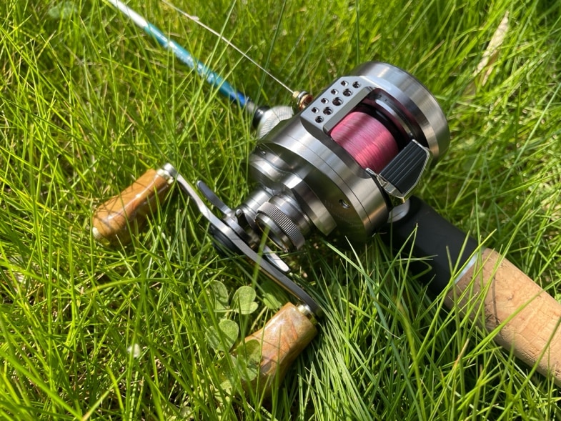 【初心者向け】渓流釣り方入門|ルアー選びからキャスト、アクションまで徹底解説 5 渓流釣り, ルアーフィッシング, ロッド, リール選択